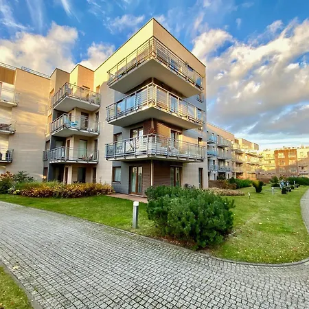 Sunny By The Sea With Garage Sopoty