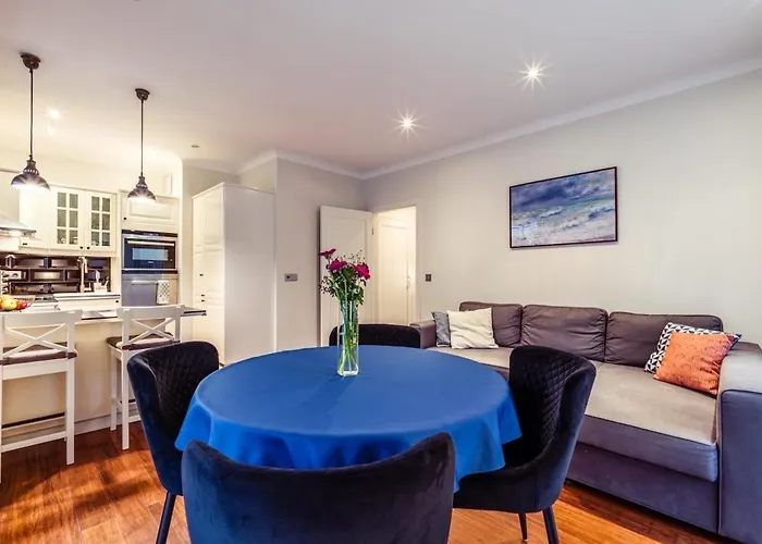 Sunny By The Sea With Garage شقة *