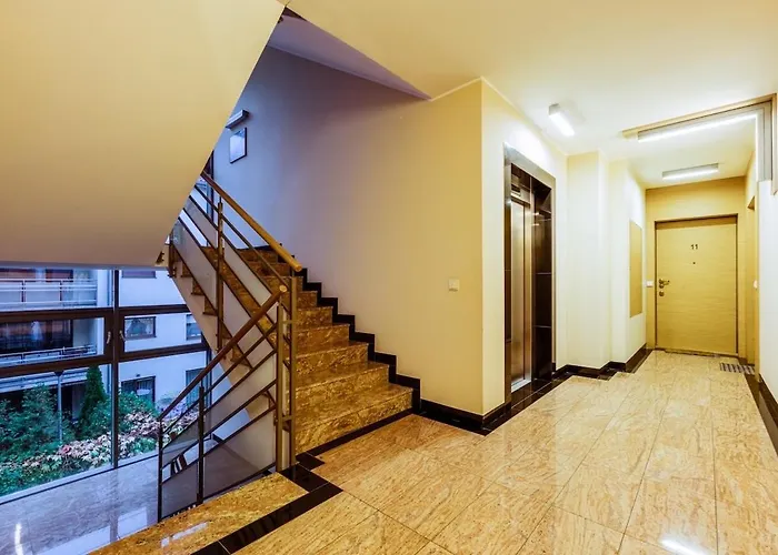 Sunny By The Sea With Garage شقة